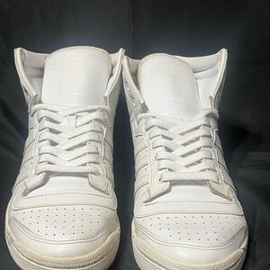 Adidas Men's White Leather Sneakers Size:10.5